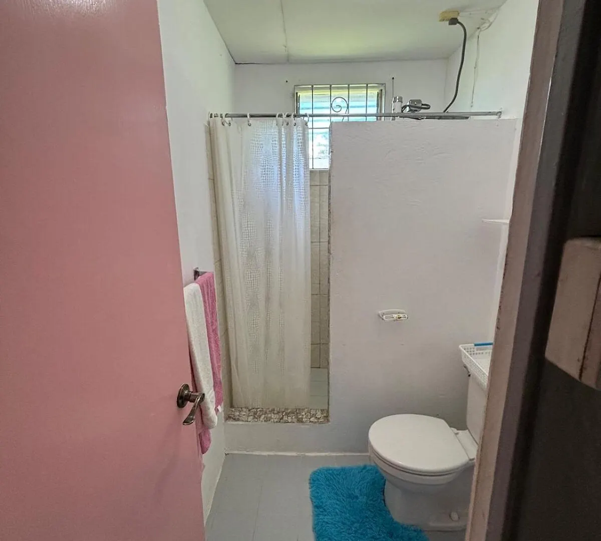 Aquarius Apartments - Pink Saint James 0*,  Barbados
