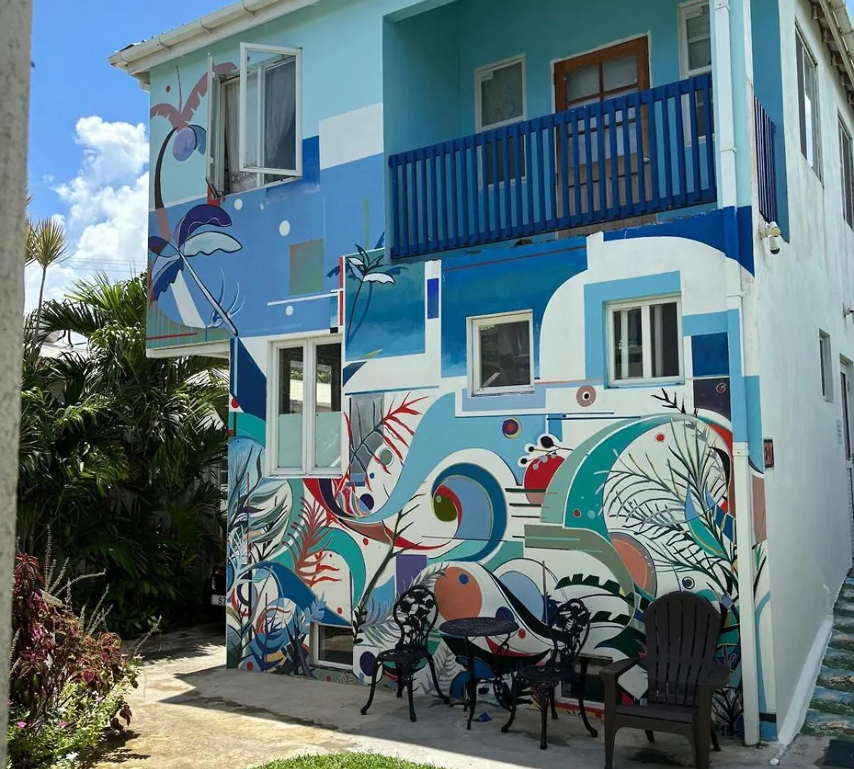 Aquarius Apartments - Pink Saint James